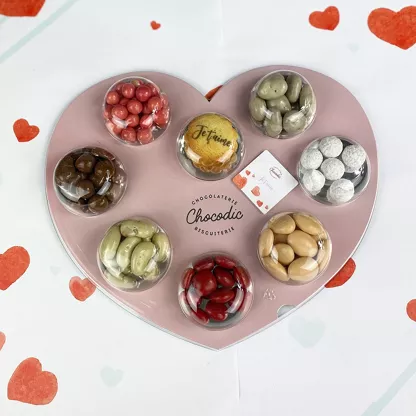 coffret palette coeur 8 spécialités - chocolat coeur saint valentin fête des maman